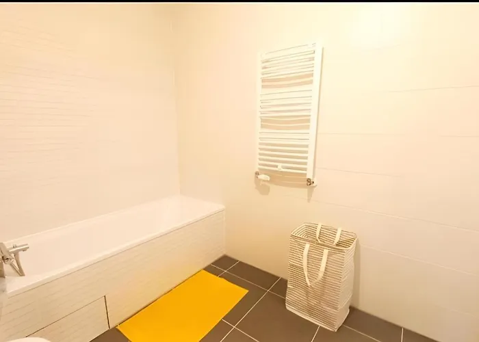 Les Deux Perles De Frühstückspension 3*