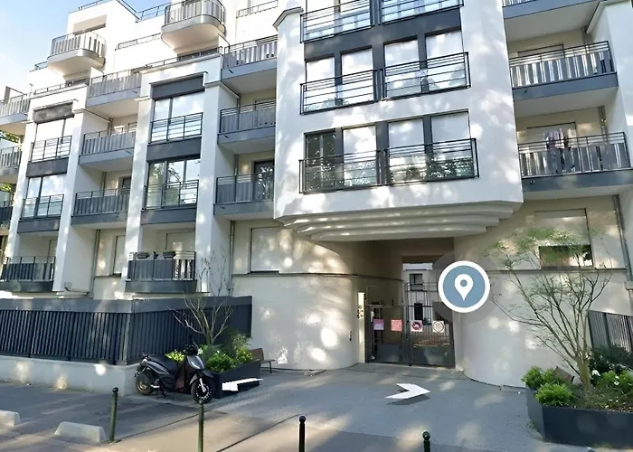 Les Deux Perles De Thiais